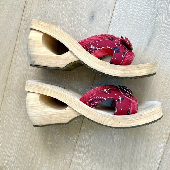 Vintage Y2K Skechers Red Bandana Chunky Platform Sandals Slides Buckle Sz 9/9.5 - Picture 4 of 9